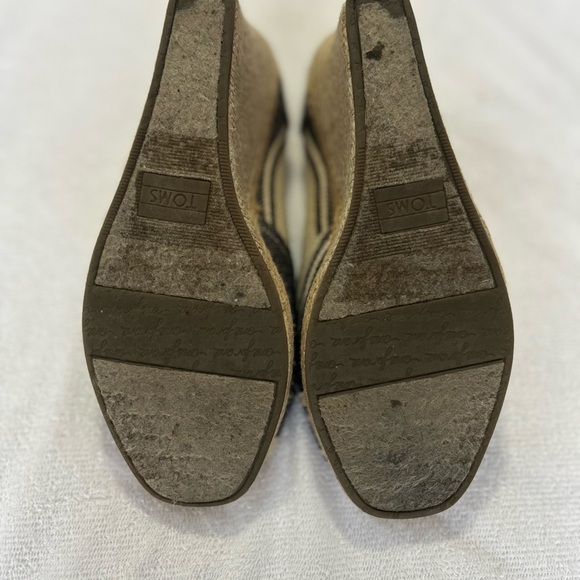 Toms Wedge Sandals - Picture 4 of 4